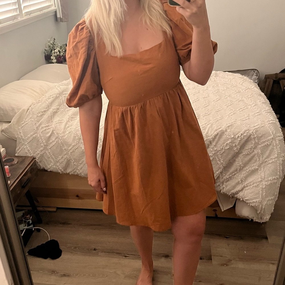 Jacquie the Label Puff Sleeve Dress